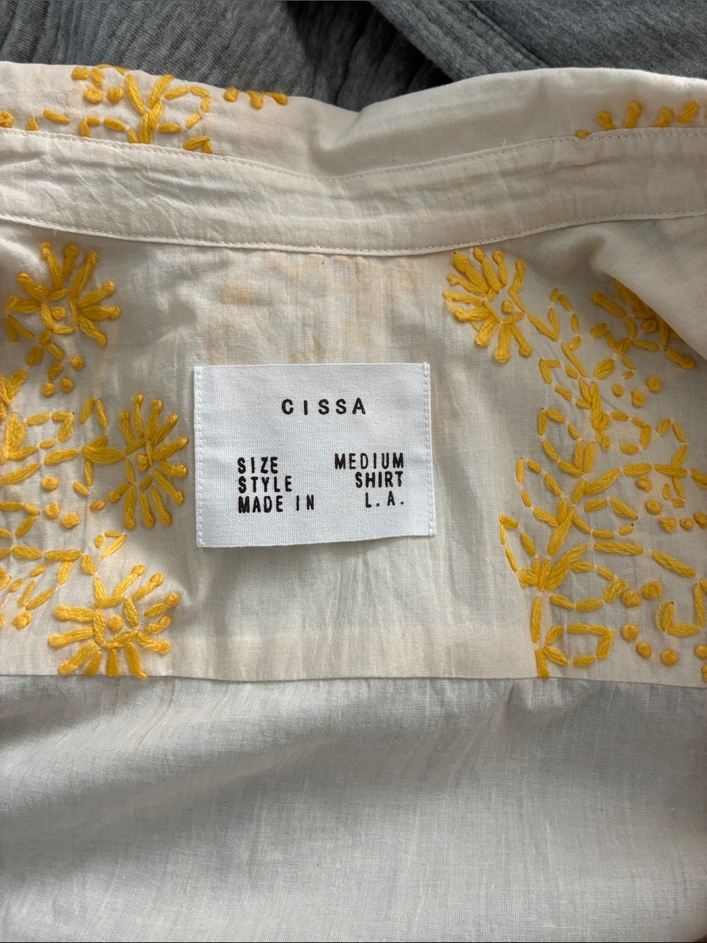 Women’s Wear Cissa Cream Shirt with Yellow Floral Embroidery - Picture 3 of 3